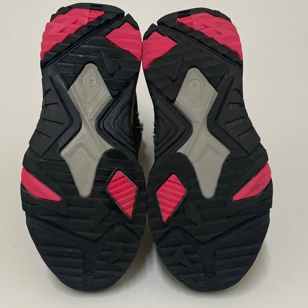 Komforme Kid’s Gray and Pink Girl’s Snow Boots size 4